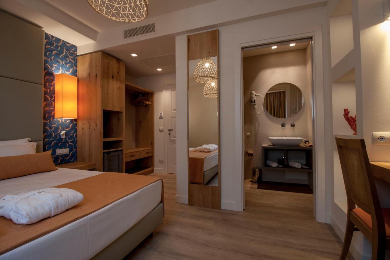 Aqua Boutique Hotel カスティリオーネ・デッラ・ペスカーイア エクステリア 写真