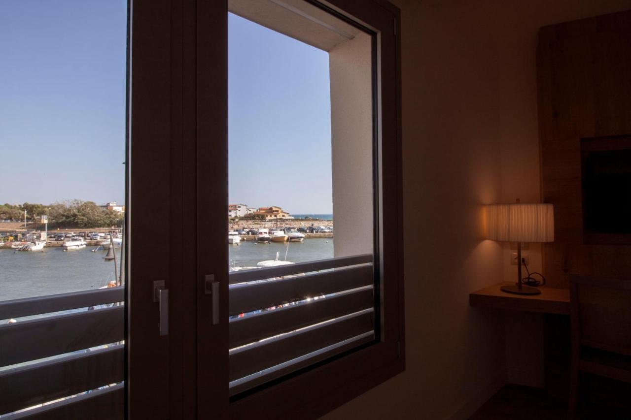 Aqua Boutique Hotel カスティリオーネ・デッラ・ペスカーイア エクステリア 写真